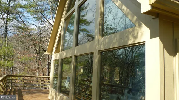 a view of a back yard of the house