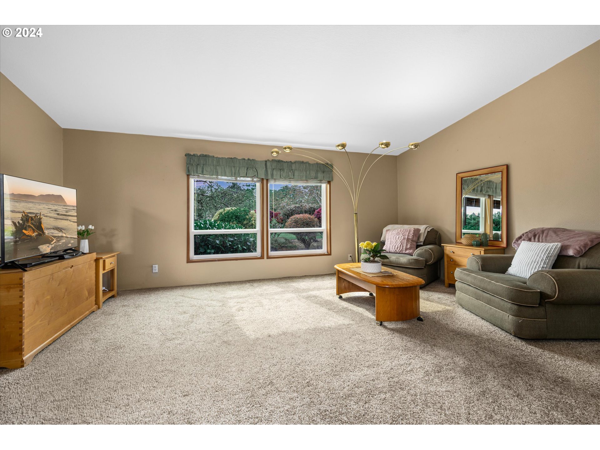 30120 Northeast Benjamin Road Newberg, OR 97132 - Photo 12 of 43 Gallery Image 12