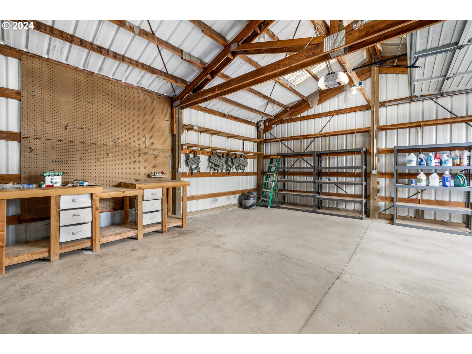 30120 Northeast Benjamin Road Newberg, OR 97132 - Photo 26 of 43 Gallery Image 26