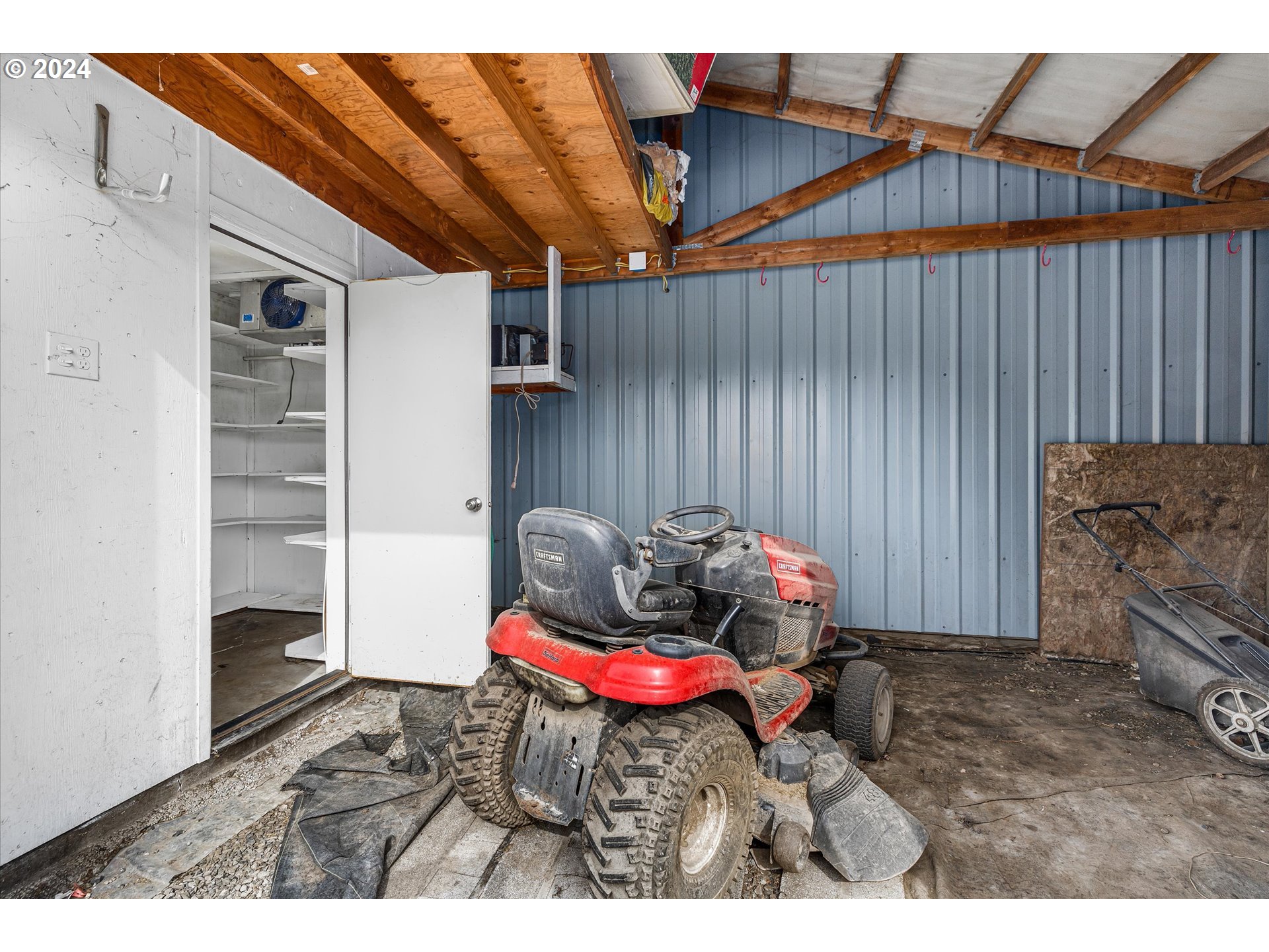 30120 Northeast Benjamin Road Newberg, OR 97132 - Photo 27 of 43 Gallery Image 27