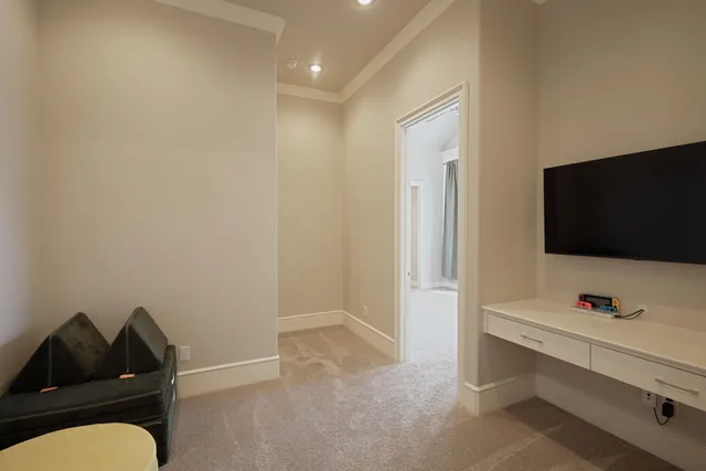 a view of bathroom with washer and dryer
