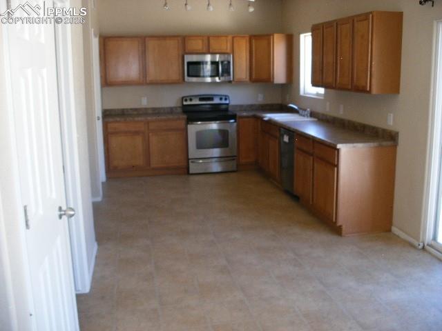 5125 Goldking Road Pueblo, CO 81008 - Photo 18 of 47