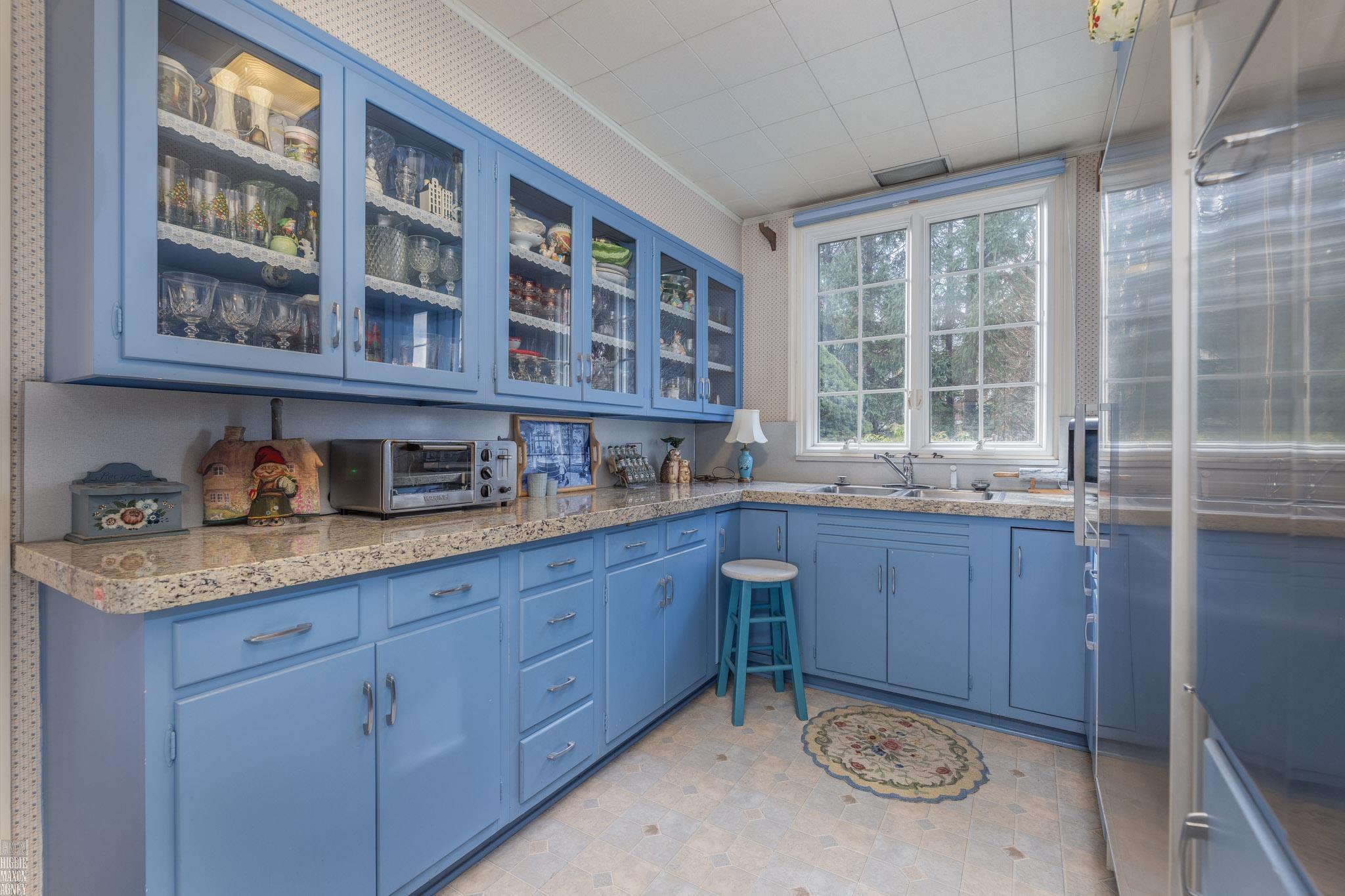 105 Lake Shore Road Grosse Pointe Farms, MI 48236 - Photo 23 of 34