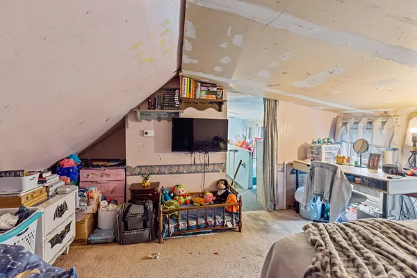 $170,000 | 2 Gibson Street, Fairfield, ME 04937