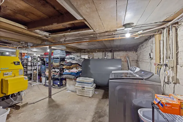 $180,000 | 2 Gibson Street, Fairfield, ME 04937