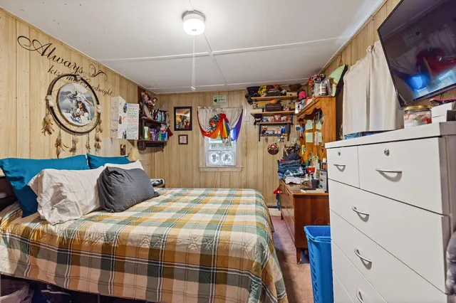 $180,000 | 2 Gibson Street, Fairfield, ME 04937