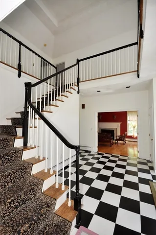 a view of entryway with a front door