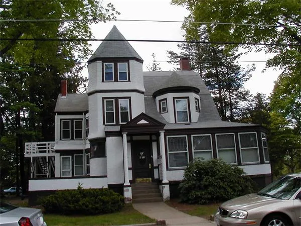 $2,500 | 49 Dean Avenue, Unit 2, Franklin, MA 02038