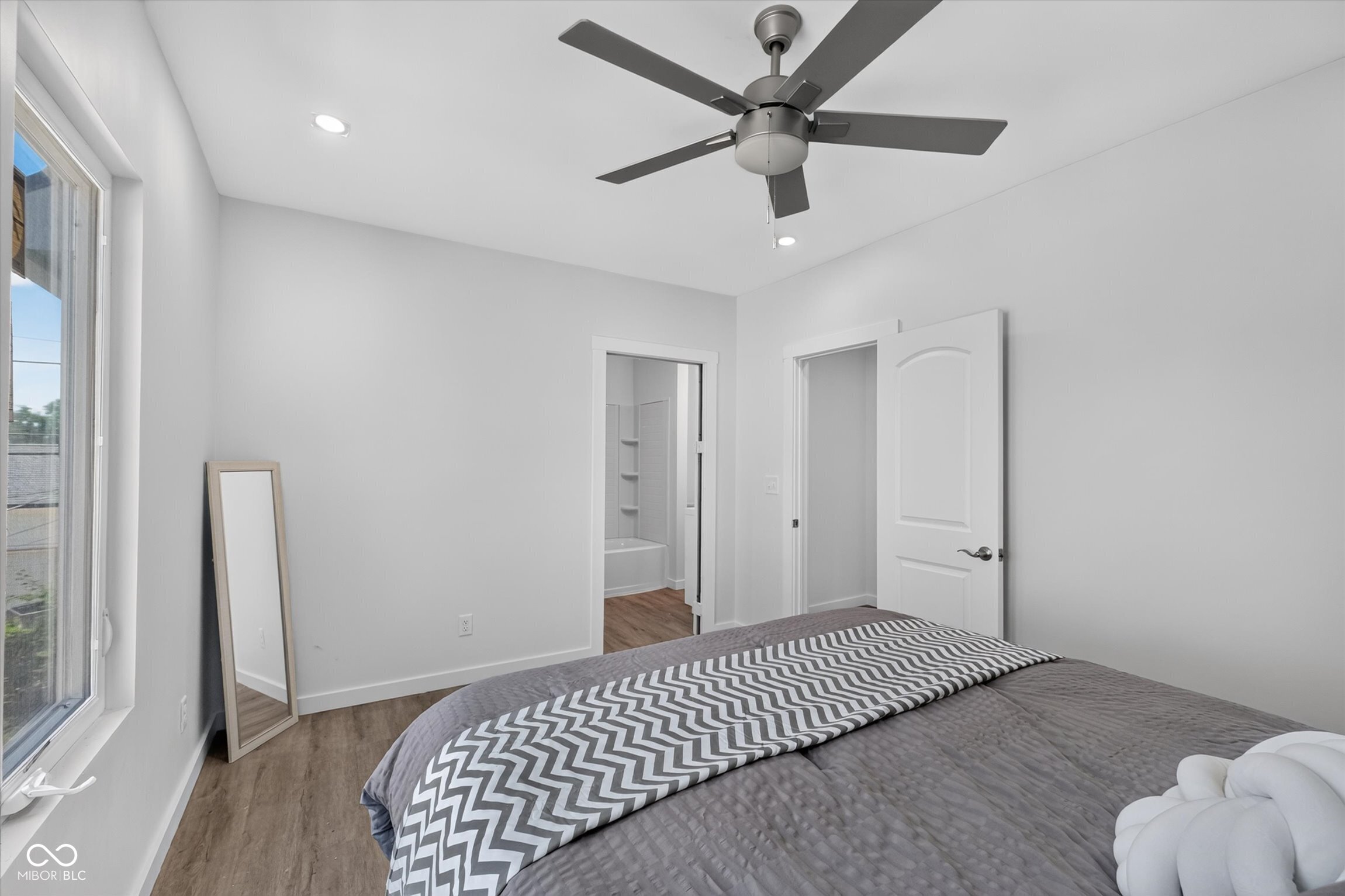 237 Hendricks Place Indianapolis, IN 46201 - Photo 23 of 39 Gallery Image 23