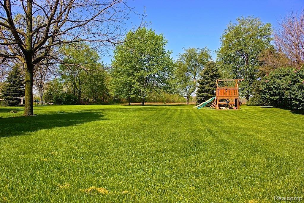 75025 Memphis Ridge Road Richmond, MI 48062 - Photo 9 of 10 photo 7.jpg