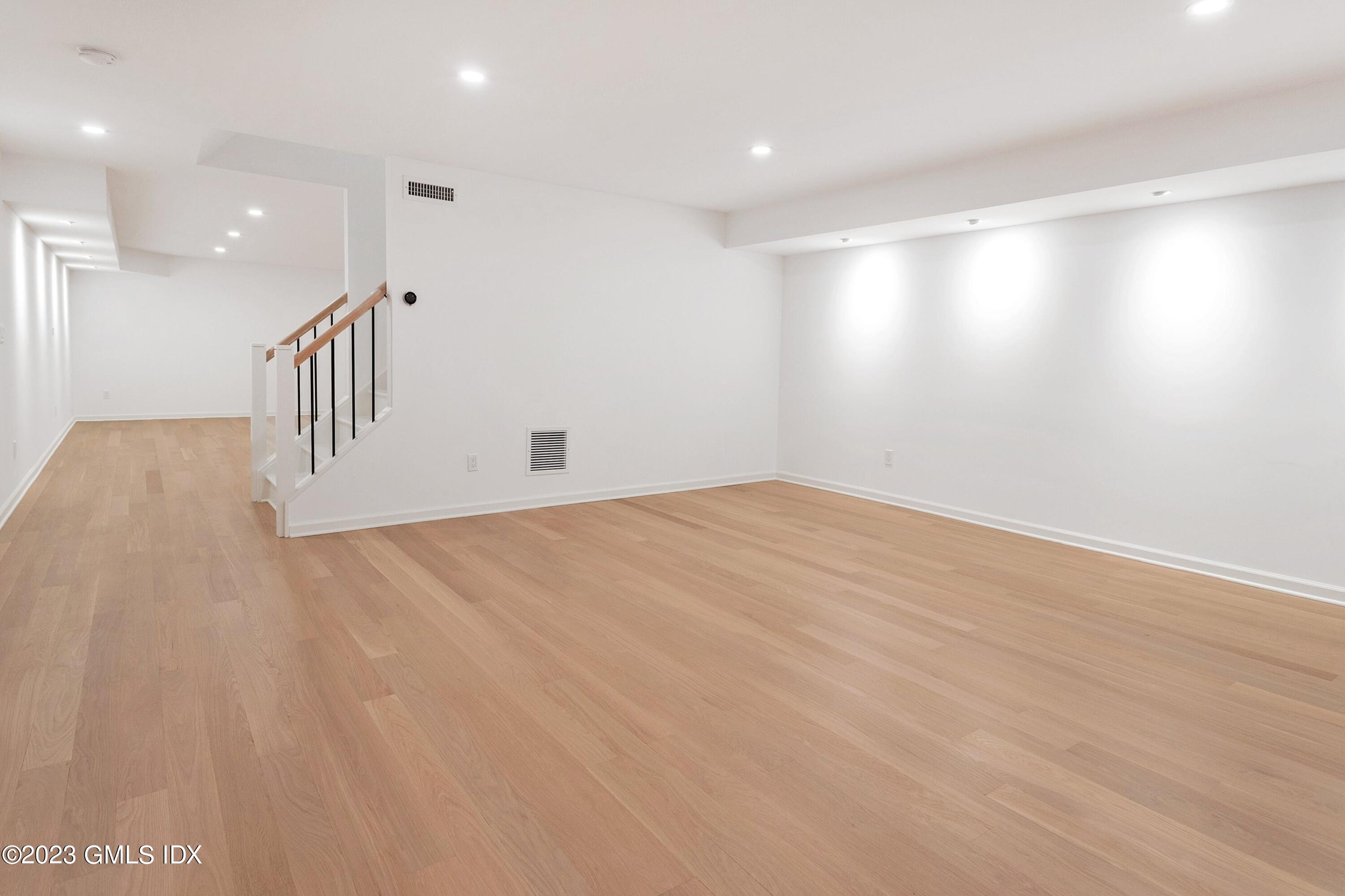 48 Old Mill Road Greenwich, CT 06831 - Photo 38 of 47 a view of an empty room