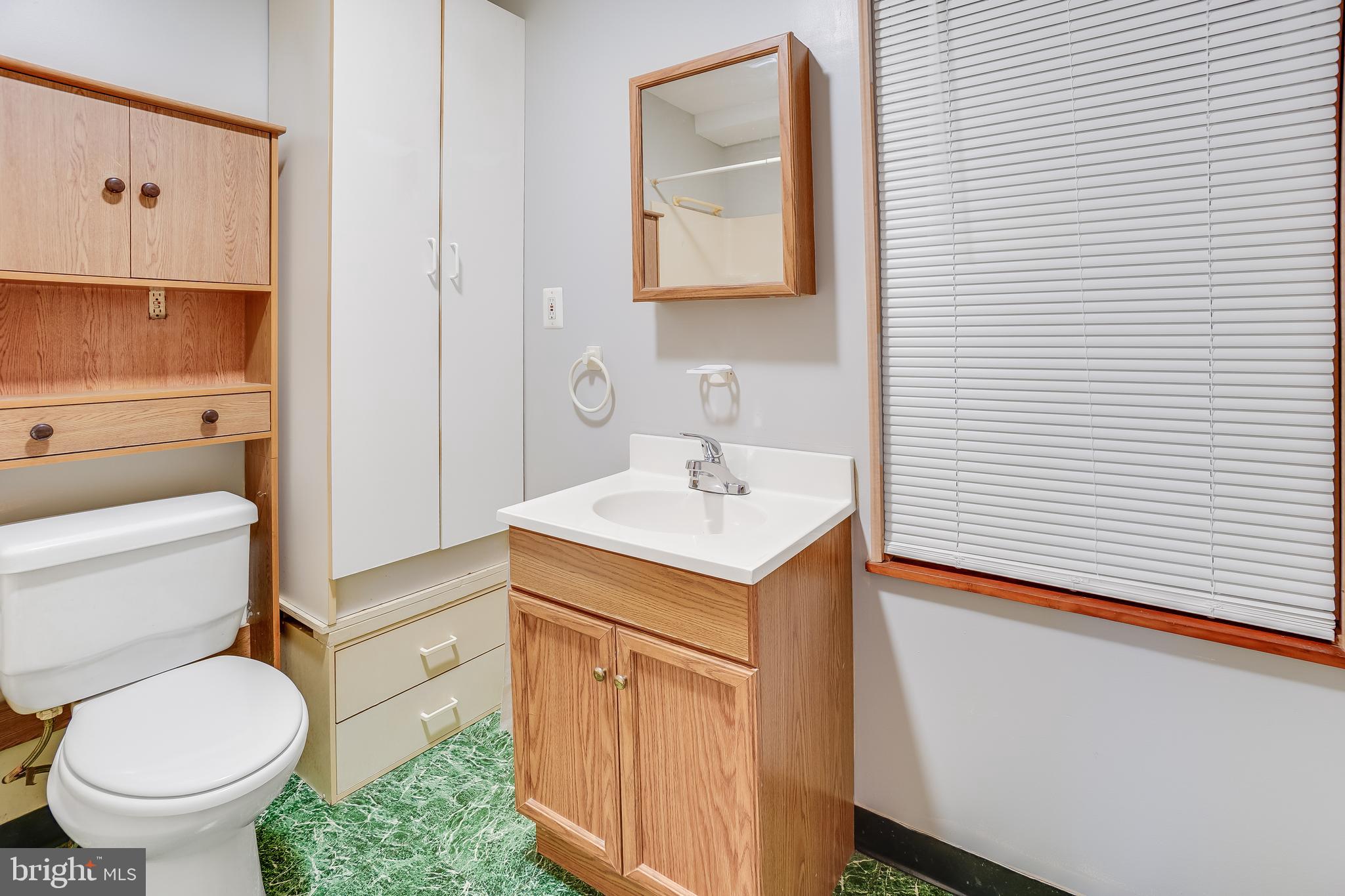 3006 Elliott Street Baltimore, MD 21224 - Photo 14 of 22 2nd Floor Full Bathroom