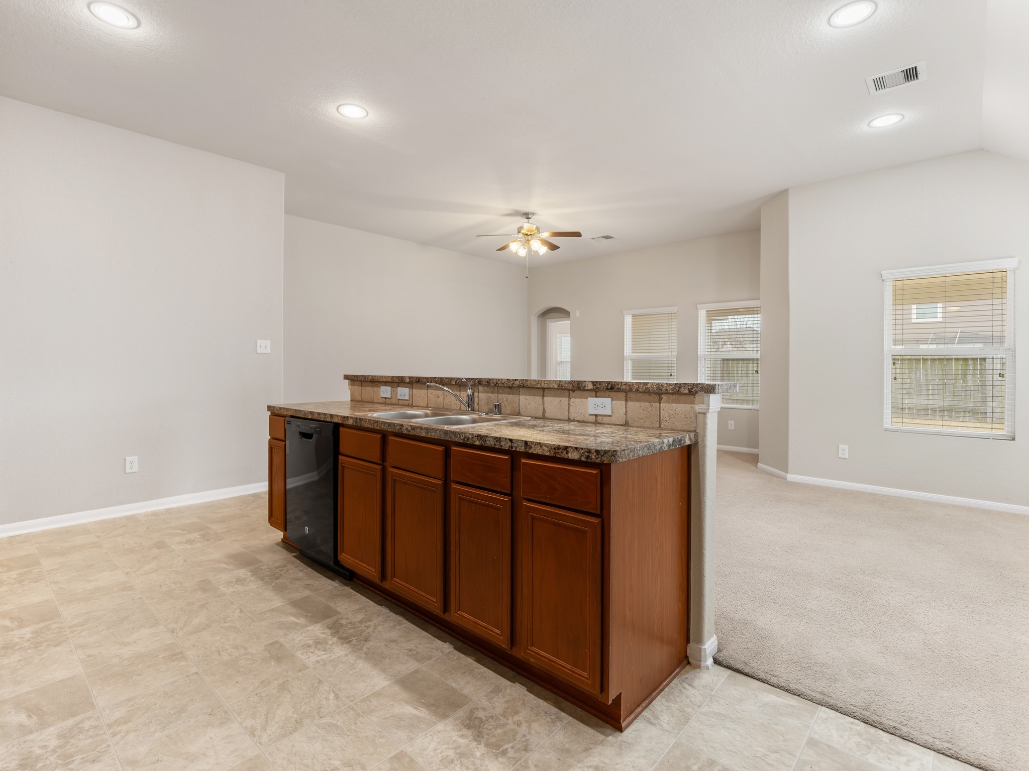 2926 Country Clearing Lane Rosenberg, TX 77471 - Photo 10 of 38