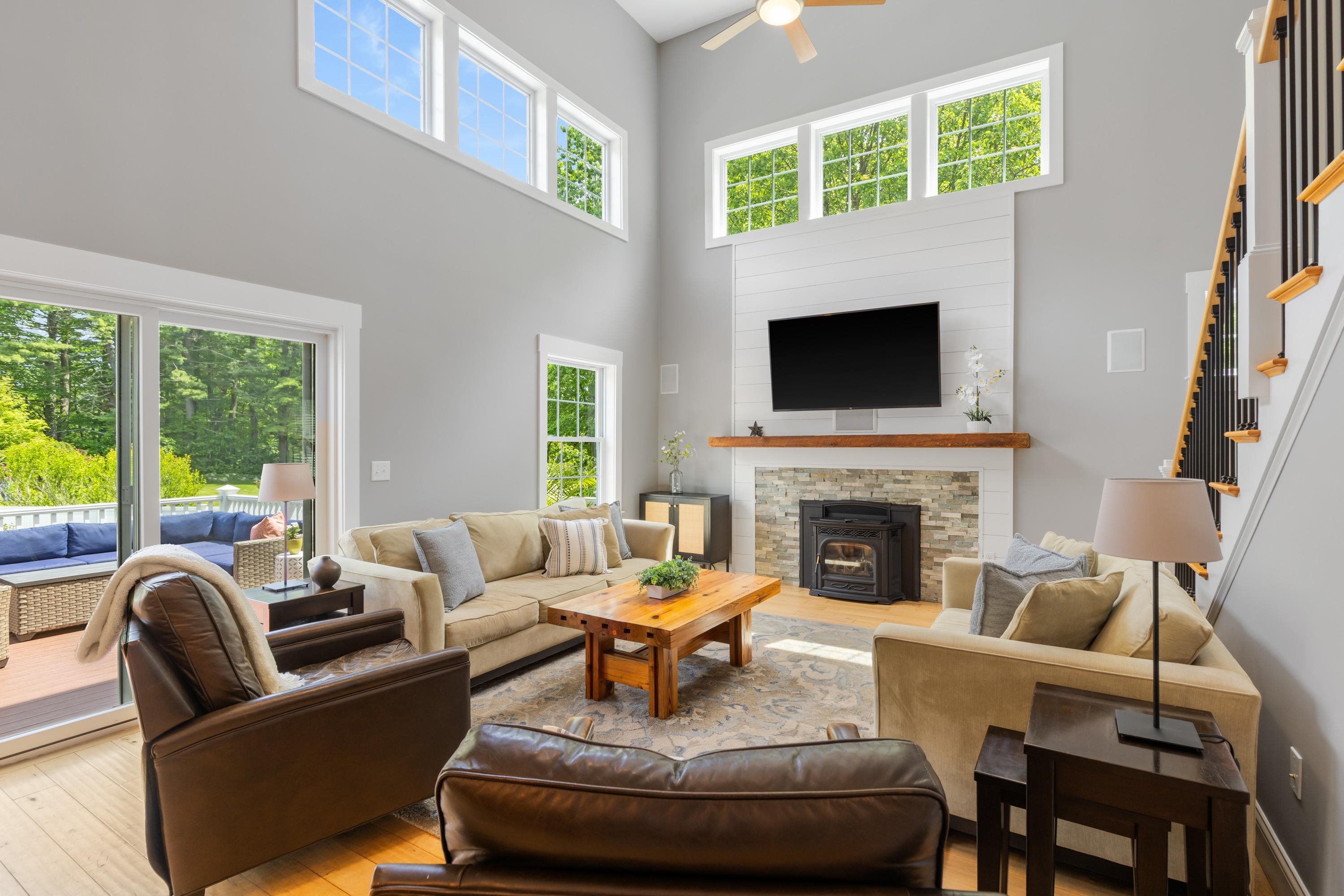 8 Heron Way Stratham, NH 03885 - Photo 18 of 52