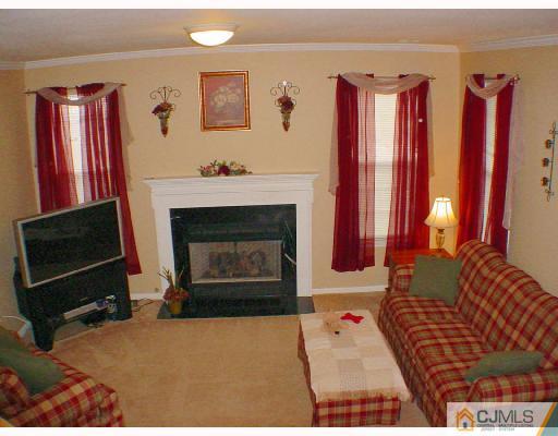 22 Center Street Matawan, NJ 07747 - Photo 2 of 10 Gallery Image 2