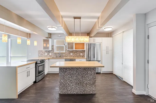 $775,000 | 320 VÃa Casitas, Unit 109, Greenbrae, CA 94904