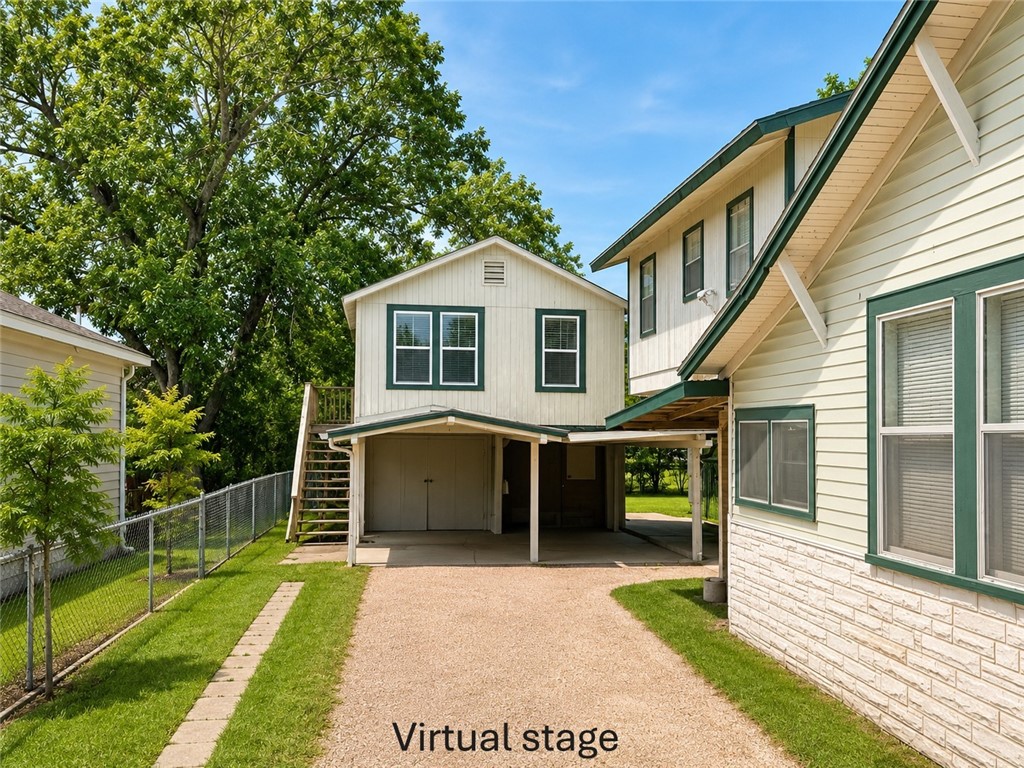 111 Dunbar Street Refugio, TX 78377 - Photo 12 of 23