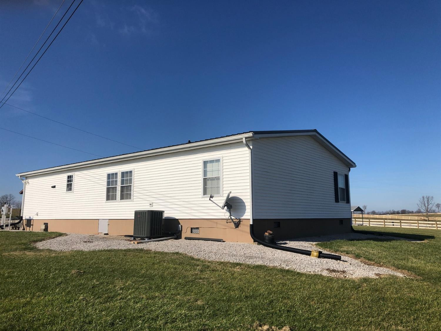 5771 Lexington Road Lexington, KY 40516 - Photo 6 of 27 Photo 6