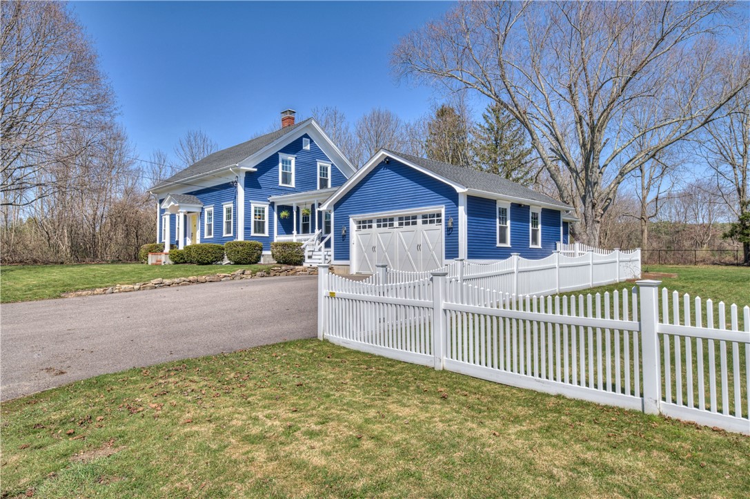 499 Seven Mile Road Cranston, RI 02831 - Photo 2 of 50