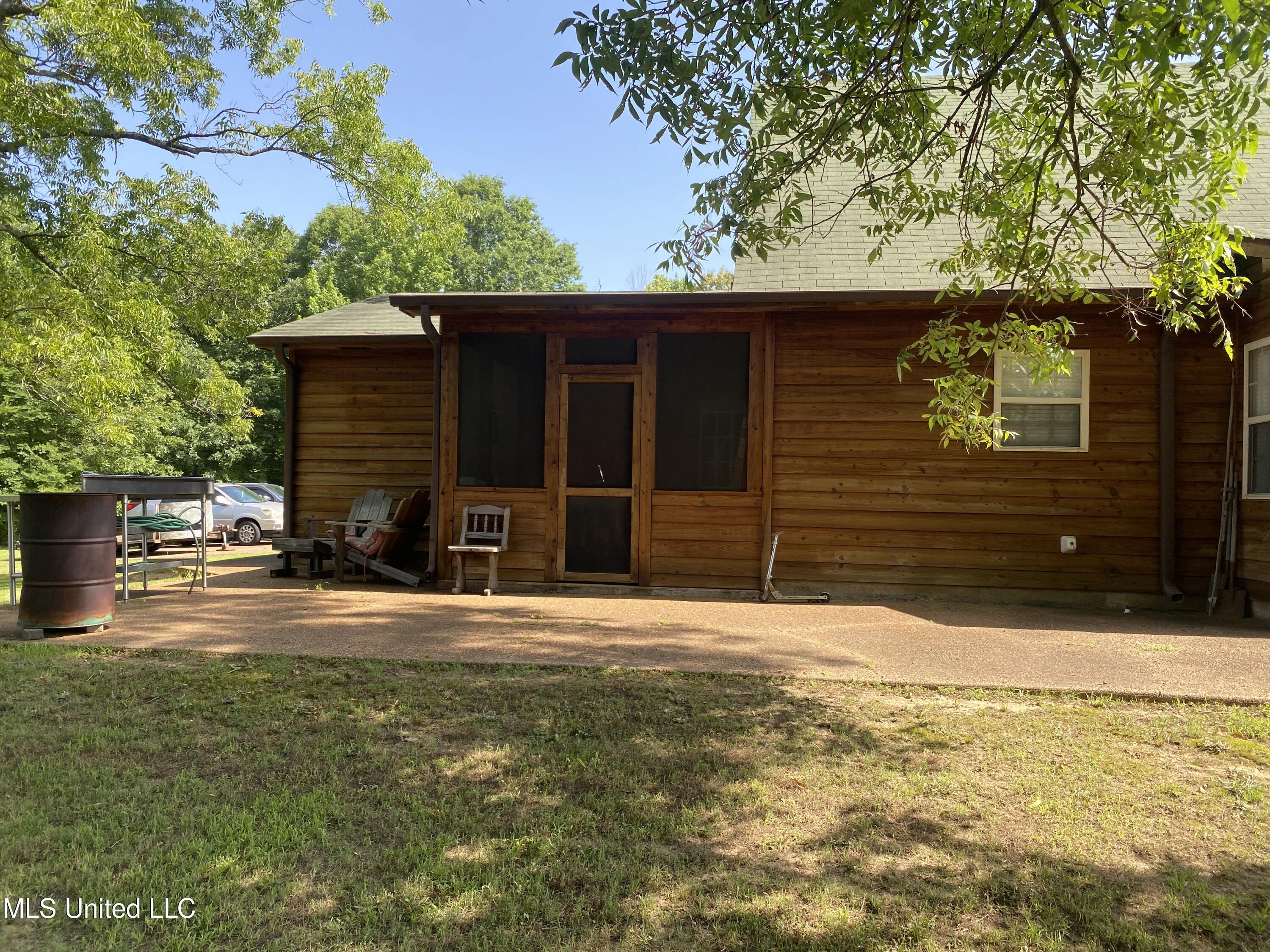 199 Jones Road Coldwater, MS 38618 - Photo 4 of 24 68D2074B-1B79-4876-AF85-0C3D4E271BF0