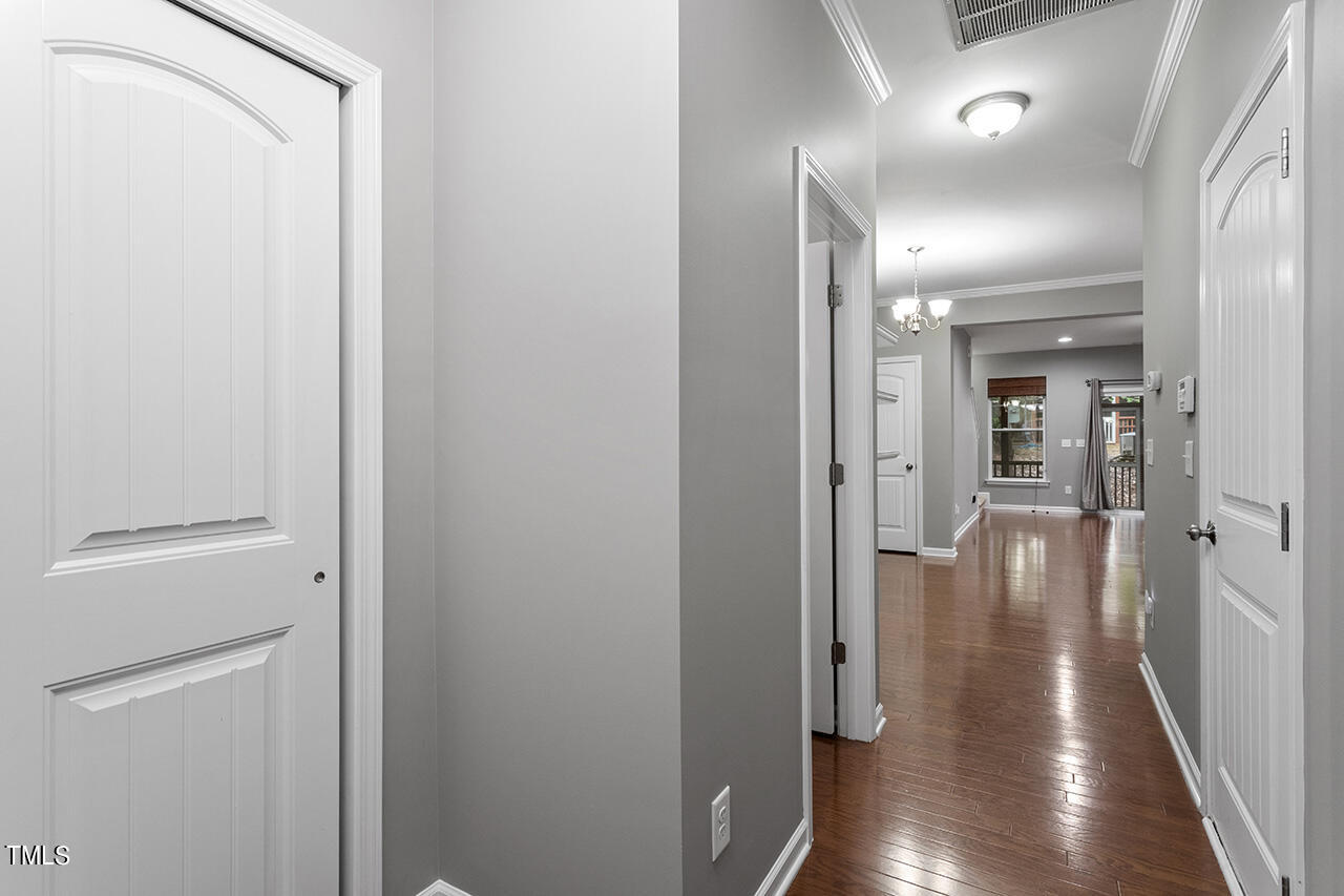 1270 Silver Beach Way Raleigh, NC 27606 - Photo 7 of 38 1270 Silver Beach Way_07