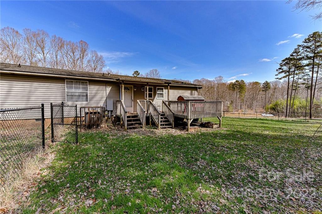 198 Pete's Pond Road Kannapolis, NC 28081 - Photo 24 of 32 Gallery Image 24