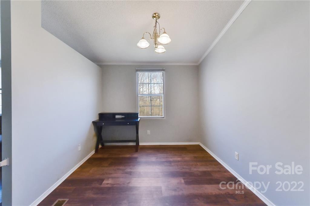 198 Pete's Pond Road Kannapolis, NC 28081 - Photo 5 of 32 Gallery Image 5