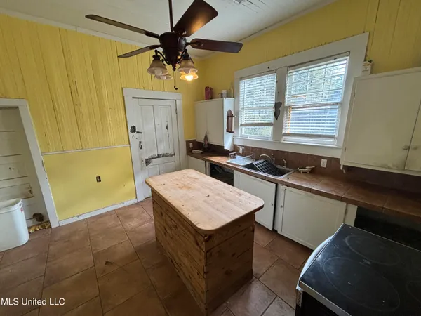 $71,000 | 104 Willow Street, D'Lo, MS 39114