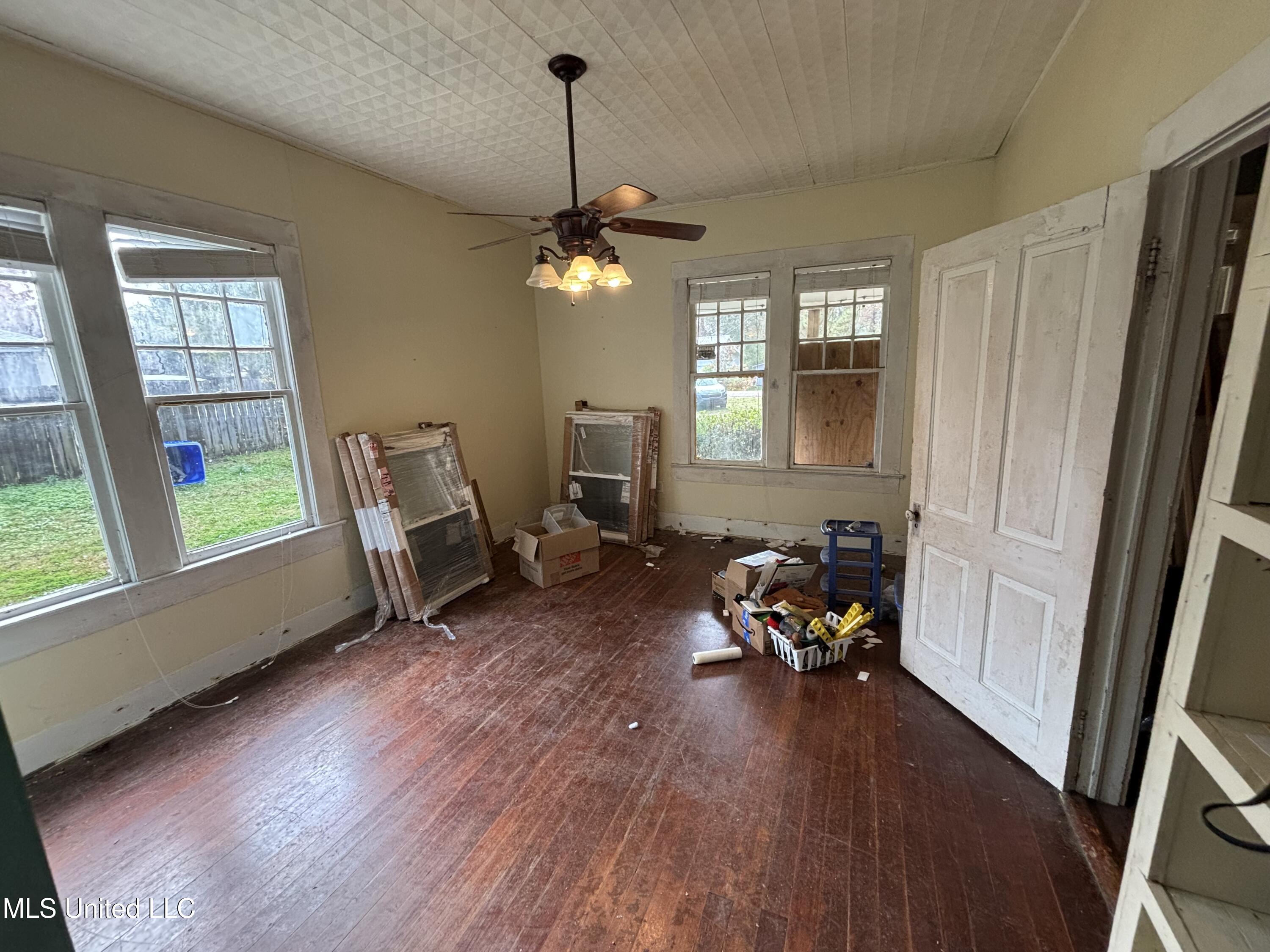 104 Willow Street D'Lo, MS 39114 - Photo 8 of 13 master bed 2