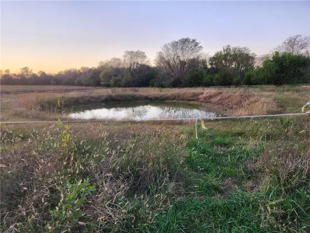 $245,000 | 333 Southeast 901 Road, Clinton, MO 64735