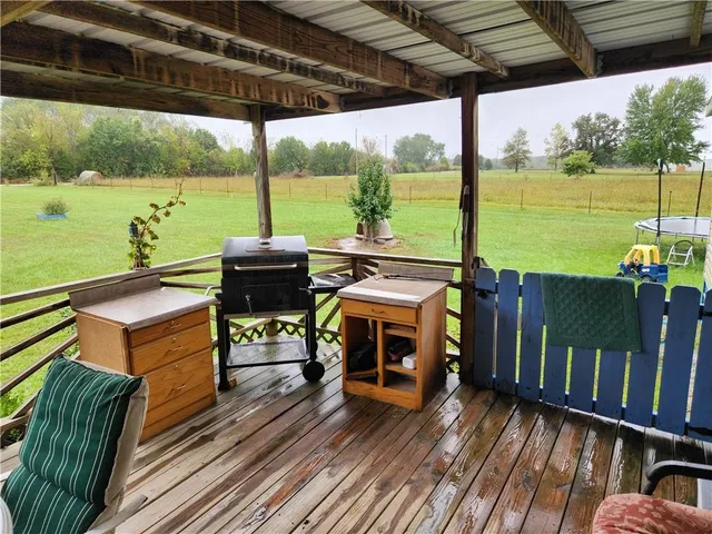 $245,000 | 333 Southeast 901 Road, Clinton, MO 64735