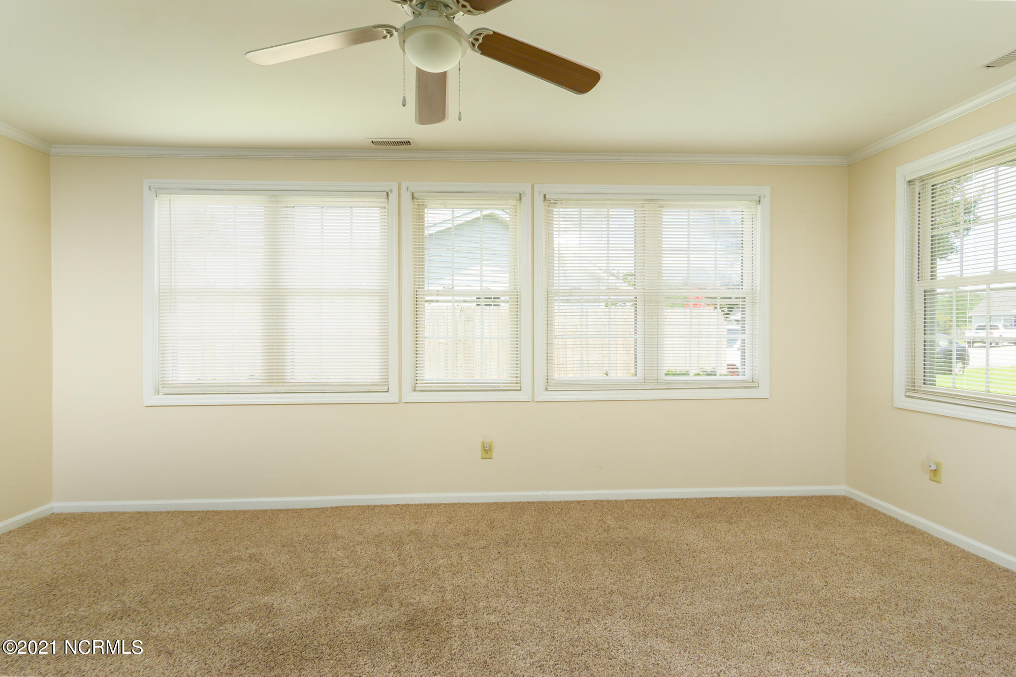121 Charlton Road Hubert, NC 28539 - Photo 14 of 26 Play Room