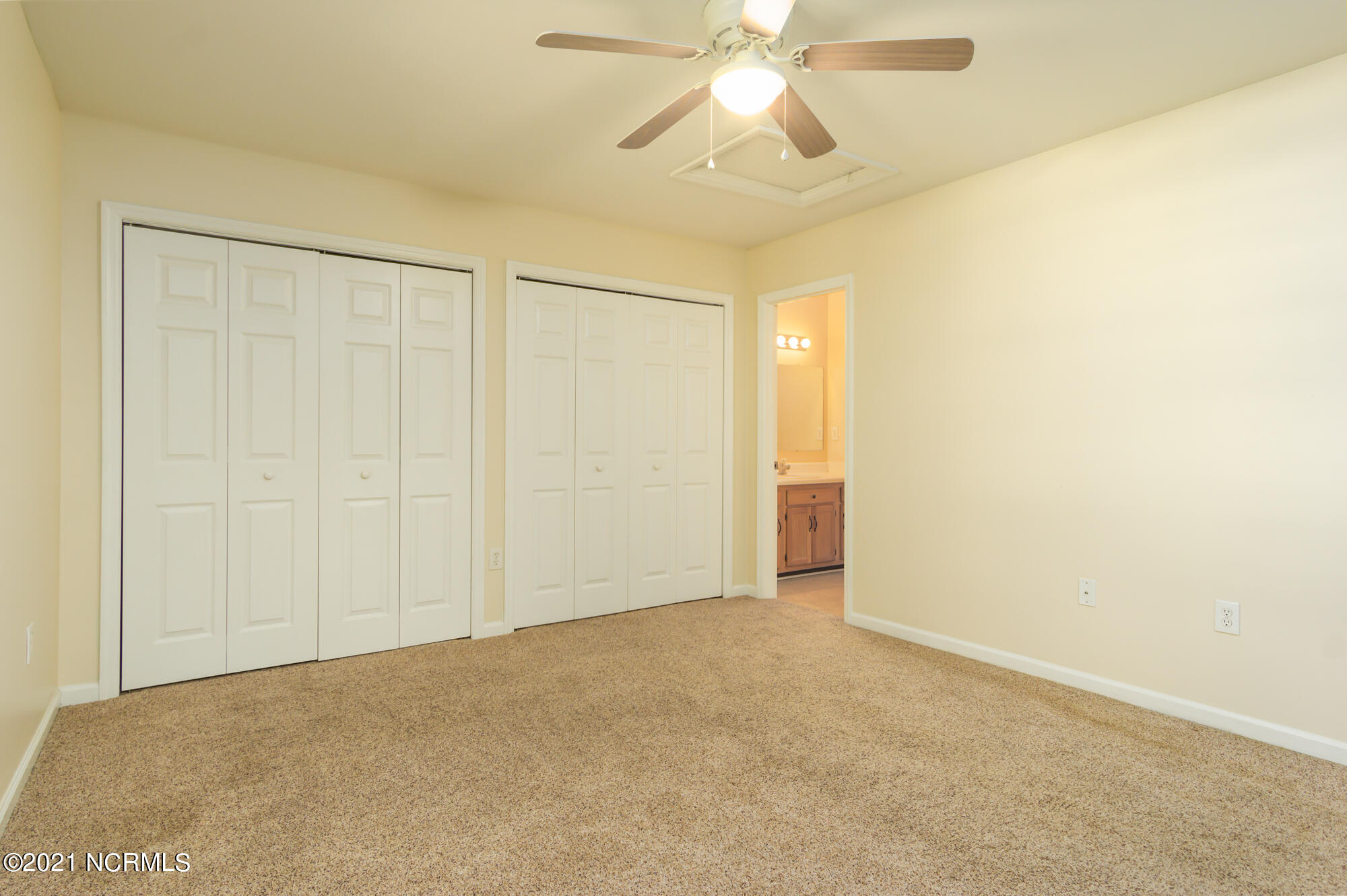 121 Charlton Road Hubert, NC 28539 - Photo 16 of 26 First Bedroom