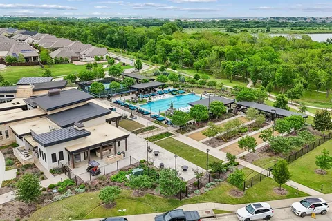 $519,900 | 4717 Beaver Creek Drive, Arlington, TX 76005