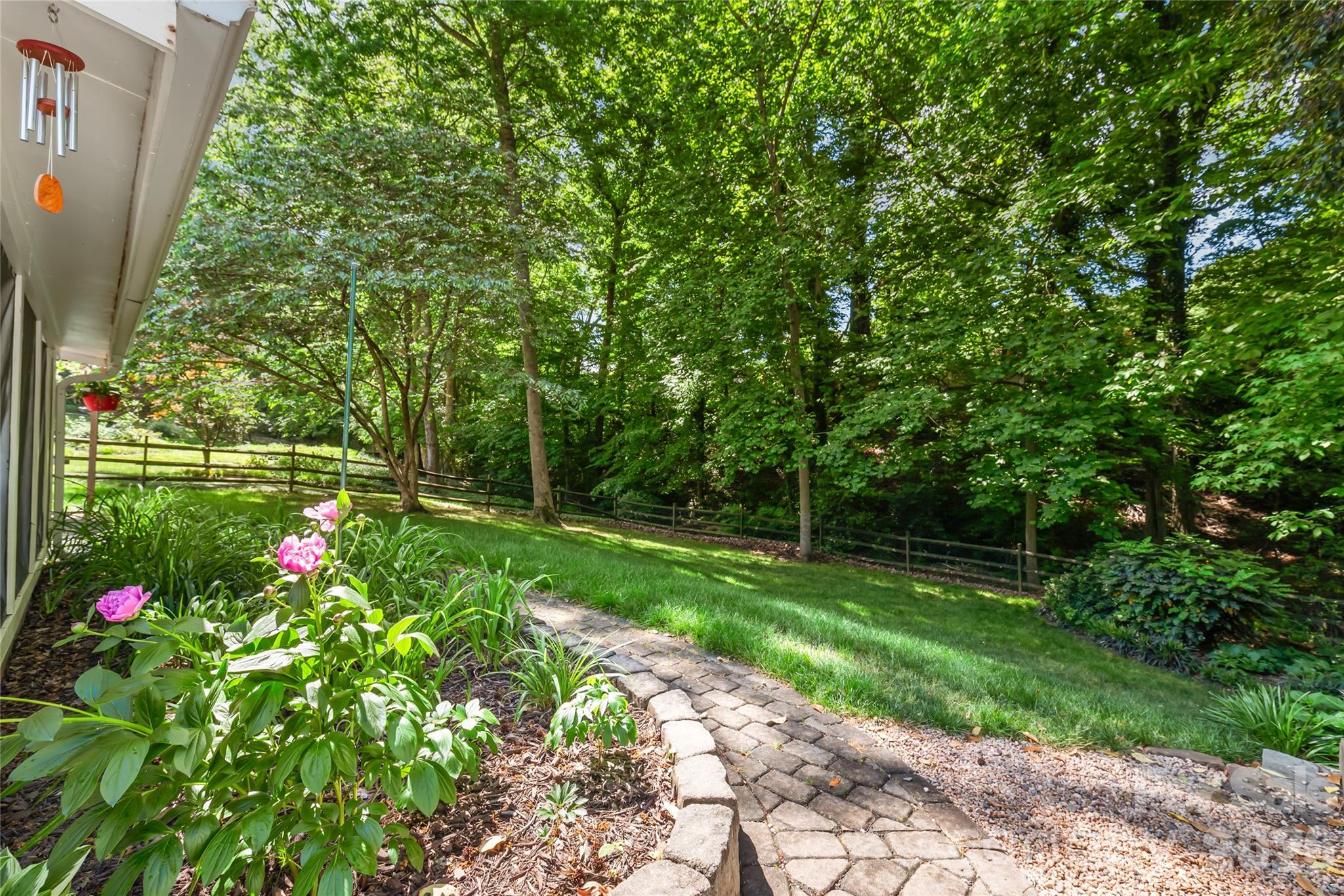 2912 Spring Valley Road Charlotte, NC 28210 - Photo 28 of 35