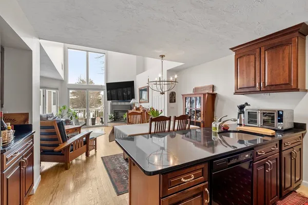 $399,900 | 47 Pointe Rok Drive, Unit 47, Worcester, MA 01604