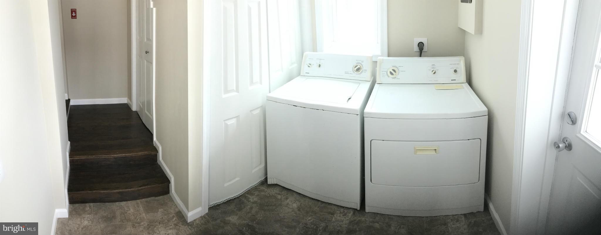 910 Middle Road Baltimore, MD 21220 - Photo 3 of 15 a utility room with dryer and washer