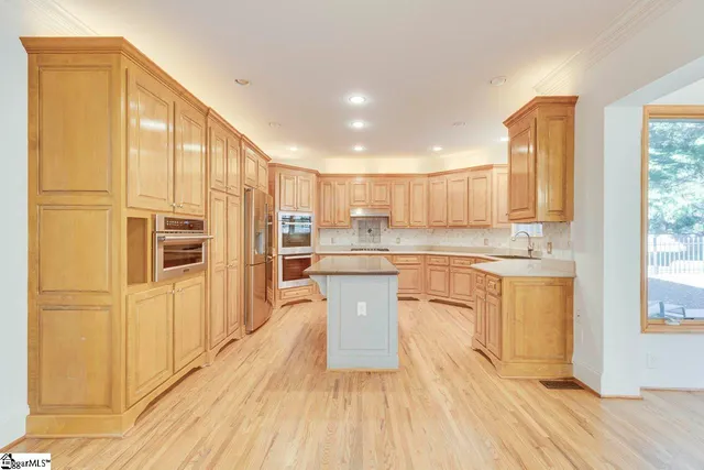 $889,000 | 516 Foxcroft Road, Greenville, SC 29615