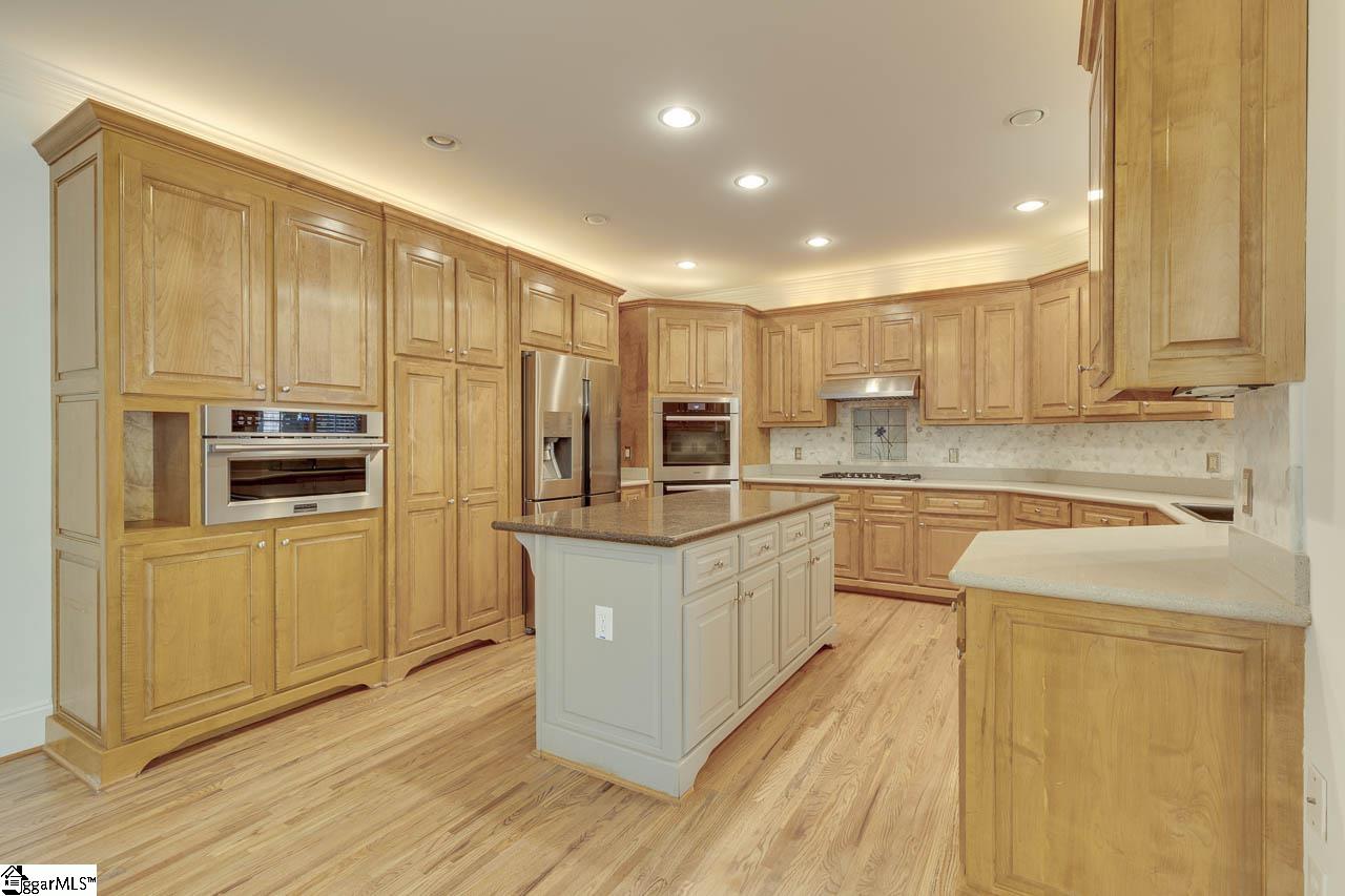 516 Foxcroft Road Greenville, SC 29615 - Photo 15 of 41