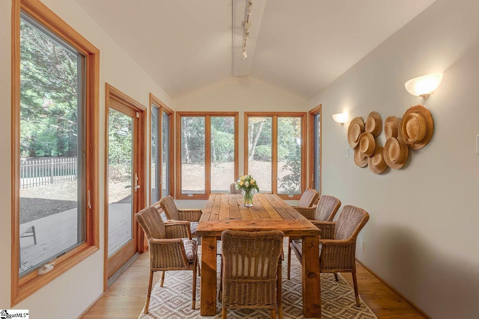 516 Foxcroft Road Greenville, SC 29615 - Photo 19 of 41