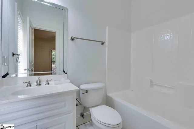 $889,000 | 516 Foxcroft Road, Greenville, SC 29615