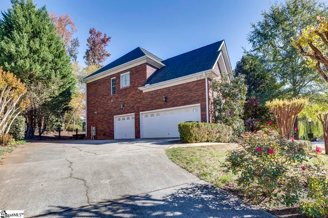 $889,000 | 516 Foxcroft Road, Greenville, SC 29615