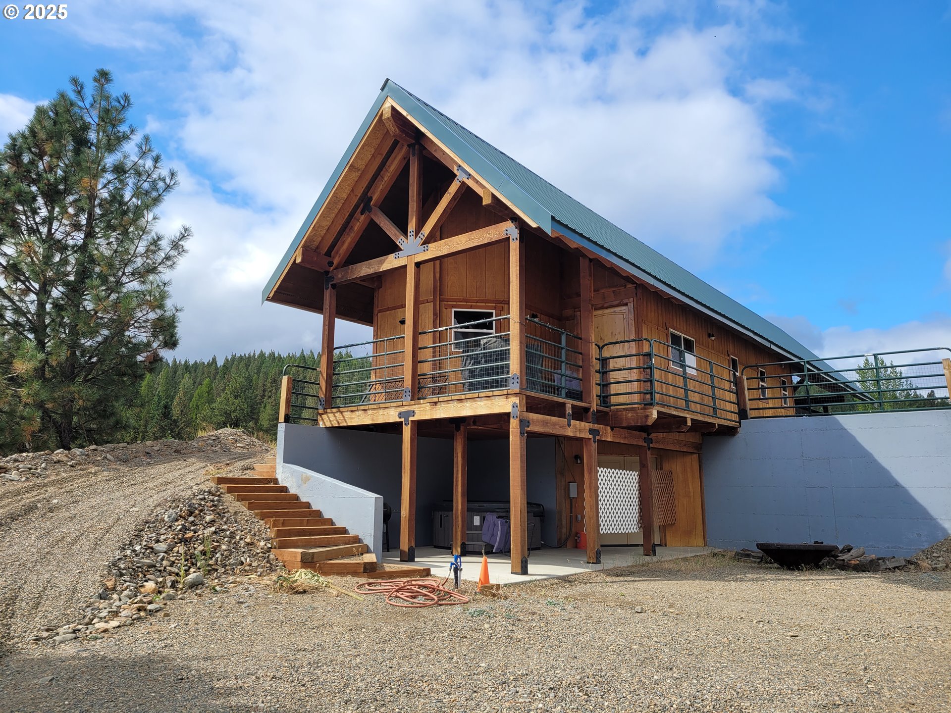 1 Iron Horse Loop Sumpter, OR 97877 - Photo 20 of 40 a front view of a house with yard