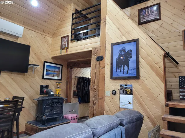 a view of a walk in closet