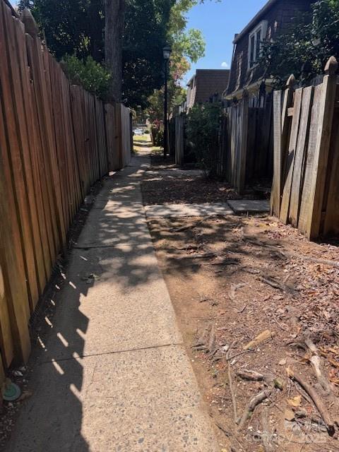2227 Rexford Road Charlotte, NC 28211 - Photo 25 of 31 a backyard of a house