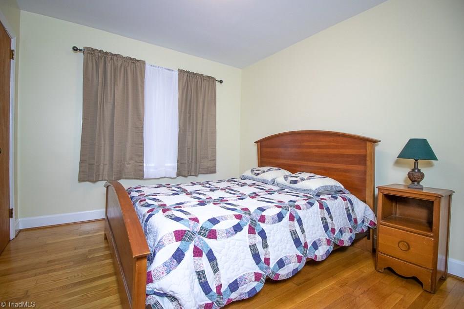 17 Carnes Road Southwest Winston-Salem, NC 27127 - Photo 11 of 16 Second Bedroom ( some furniture can remain with acceptable offer )
