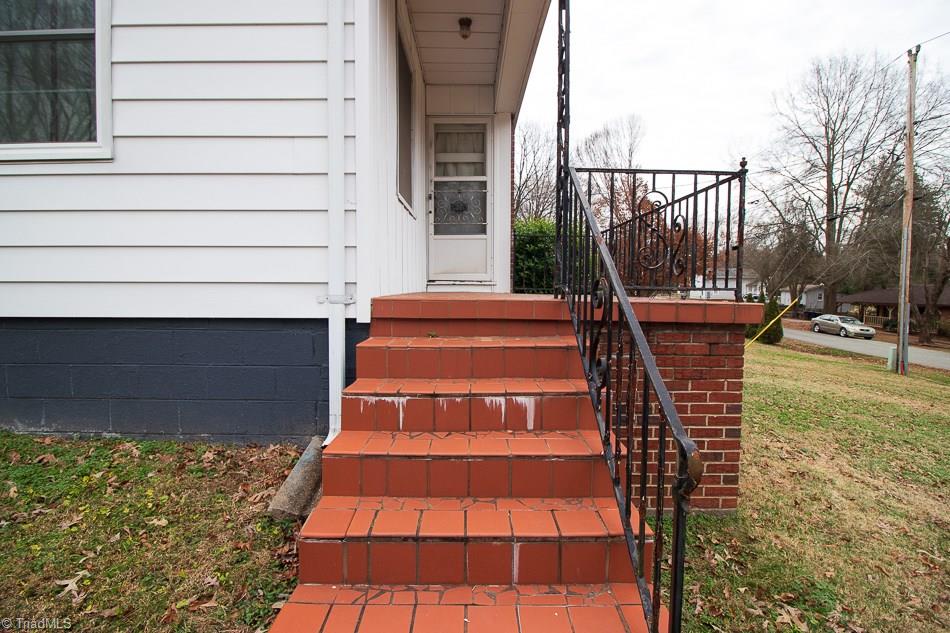 17 Carnes Road Southwest Winston-Salem, NC 27127 - Photo 13 of 16 Front Porch