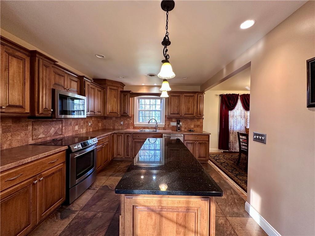 214 Raptor Circle New Castle, PA 16105 - Photo 11 of 35 Gallery Image 11