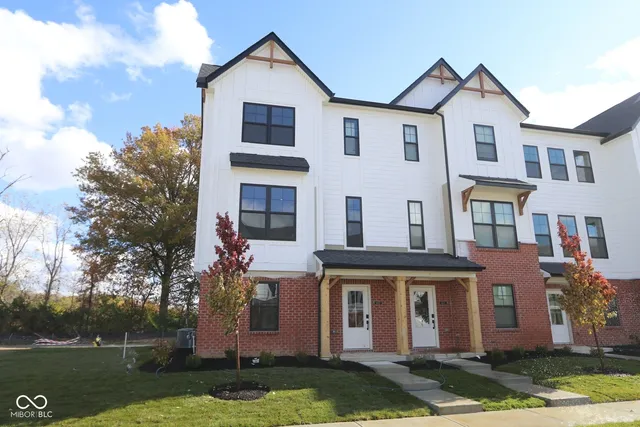 $350,990 | 4507 Yellowwood Avenue, Brownsburg, IN 46112