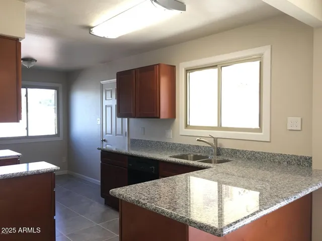 $2,500 | 1115 East Concorda Drive, Tempe, AZ 85282